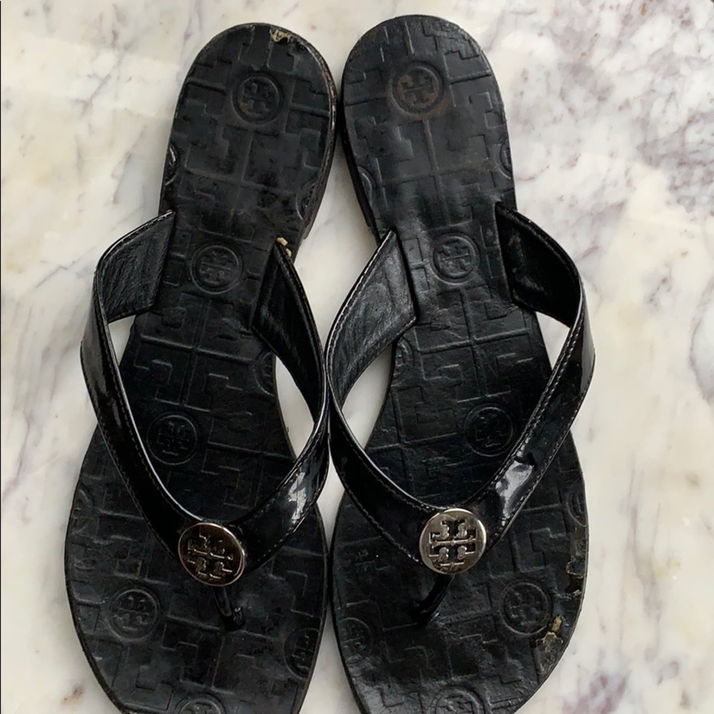 TORY BURCH  black patent Thora sandals - Picture 2 of 5